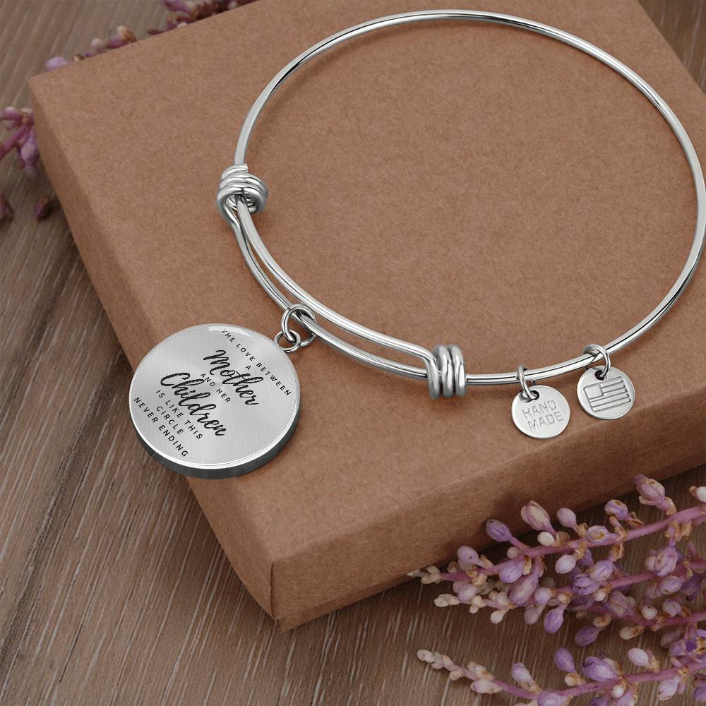 Keepsake - The Love Between A Mother And Her Children - Circle Bangle Bracelet